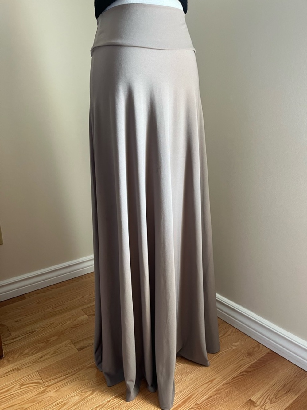 Women's Maxi Skirt in Taupe